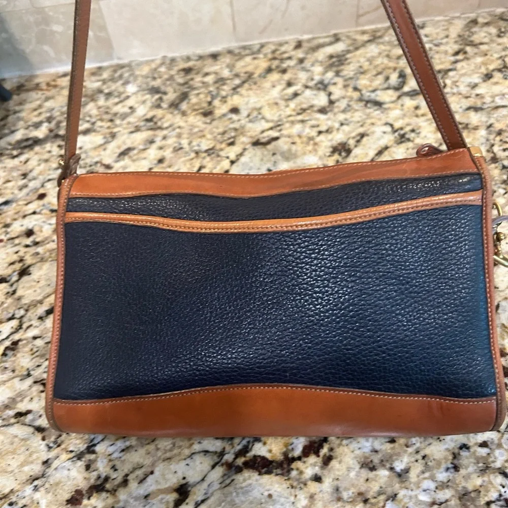 Dooney & Bourke Black Pebbled Leather Zipper Crossbody Bag Vintage